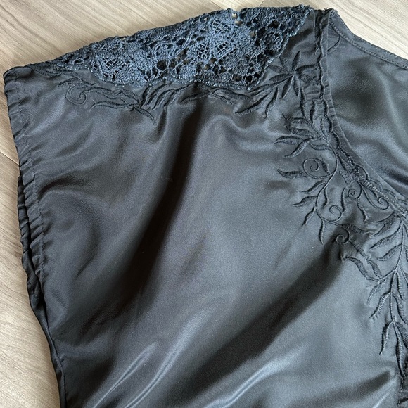 Guess - Black Vintage Blouse - Picture 3 of 8